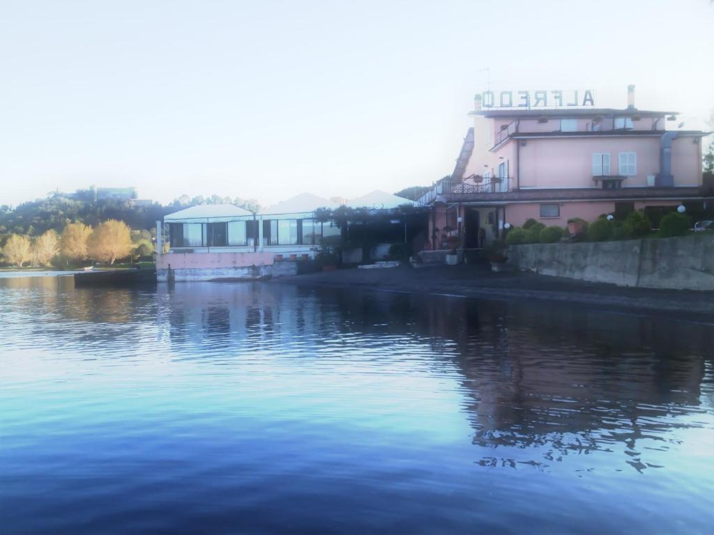 Albergo Ristorante Alfredo Da Persichella Bracciano  Exterior foto